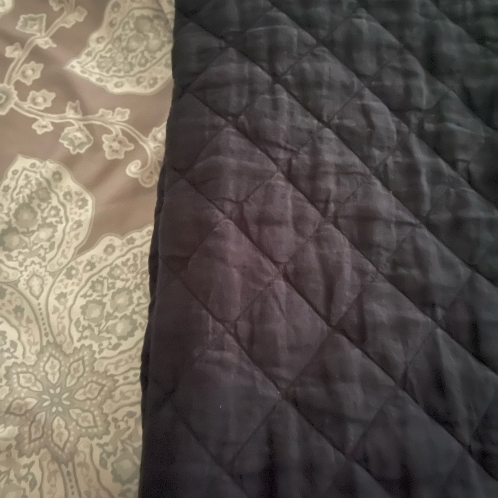 Pottery Barn Belgian Flax Linen Diamond Comforter - Navy blue